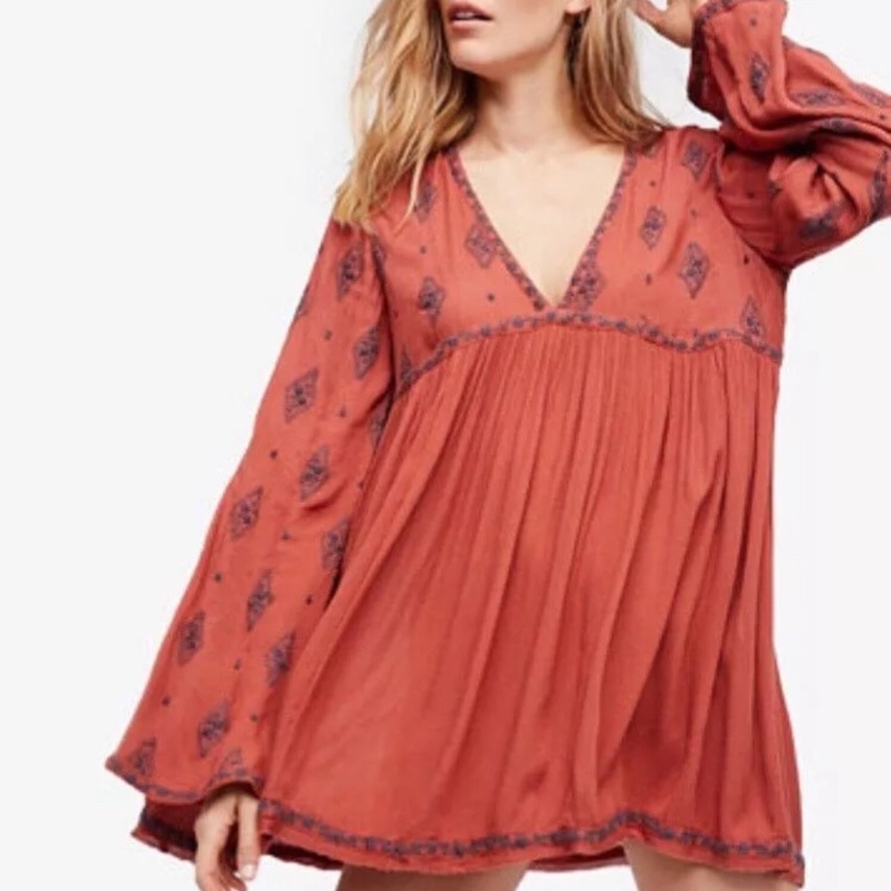 FREE PEOPLE DIAMOND EMBROIDERED BELL SLEEVE TUNIC